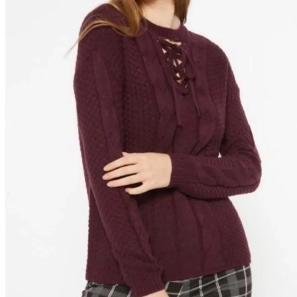 Purple cable knit sweater juniors criss cross derail M NWT